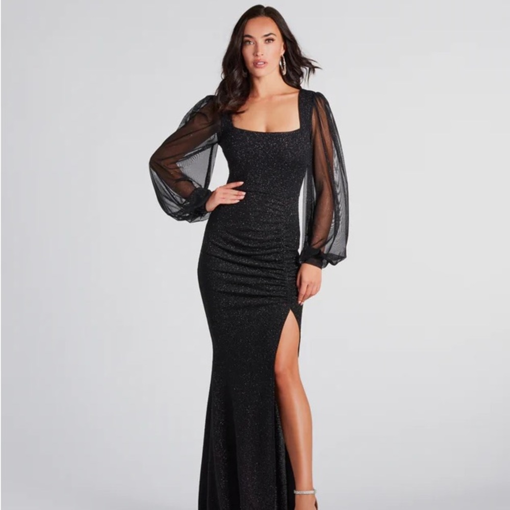 Windsor Dress - M (worn only a few hours)